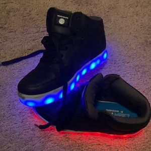 Light up sketchers